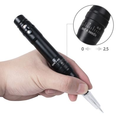 Machine de tatouage de pistolet sans fil populaire Longueur du corps 136 * 20mm Microblading Machine PMU sans fil pour les sourcils Coup de cheveux Sourcils fournisseur